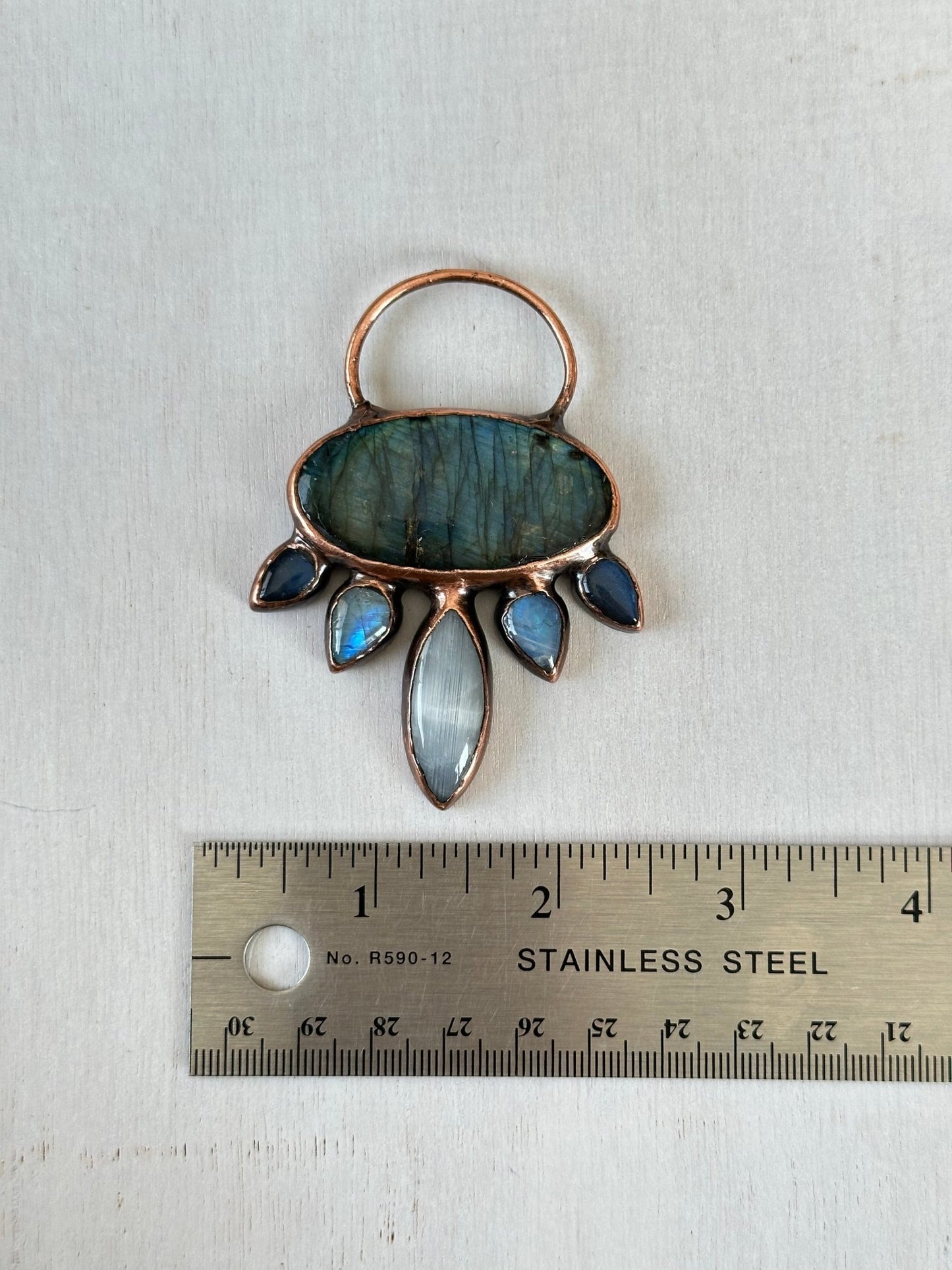 The UFO. Alien Spacecraft Labradorite Pendant - earthandelm