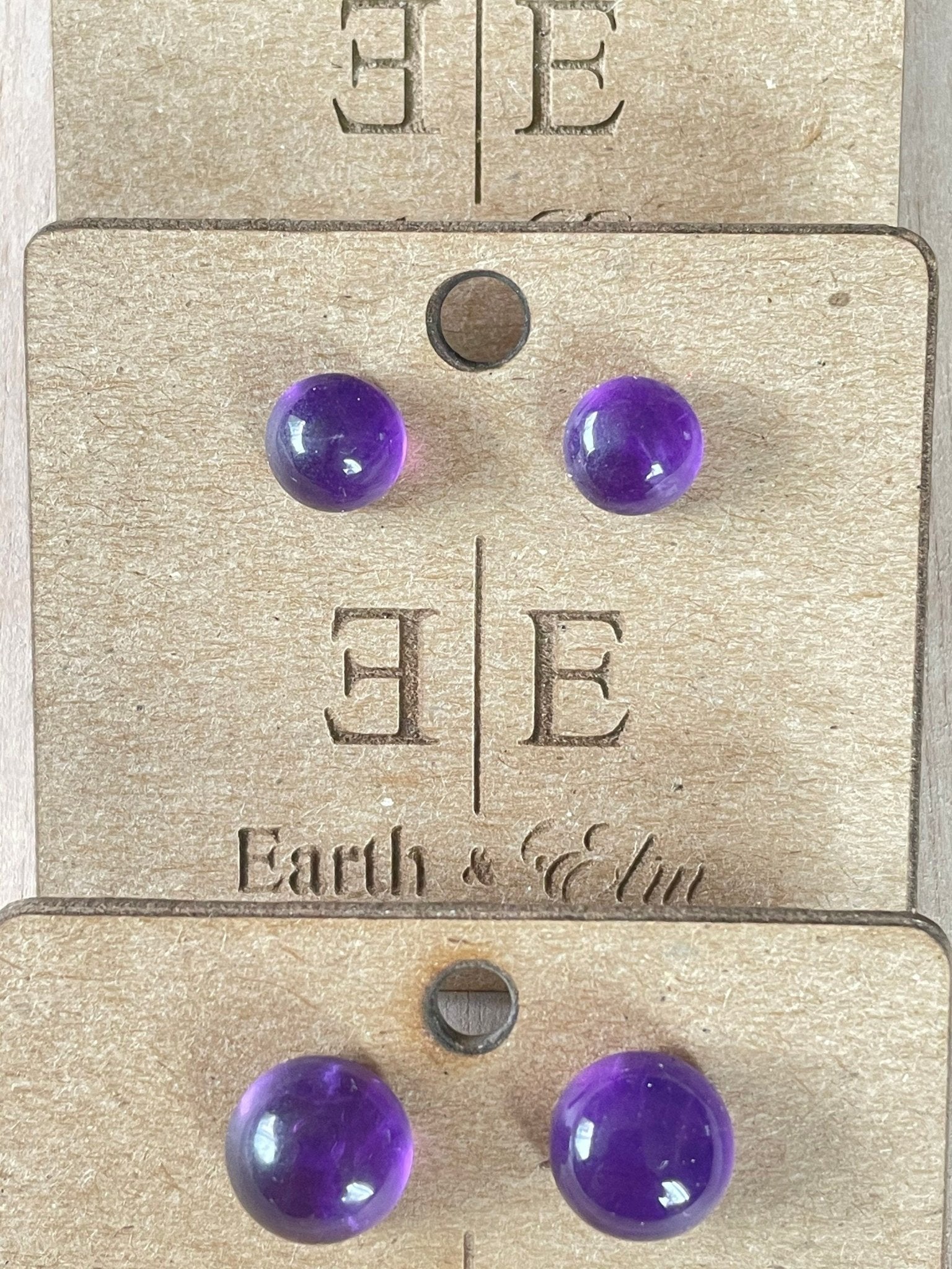 Amethyst Round Studs - earthandelm