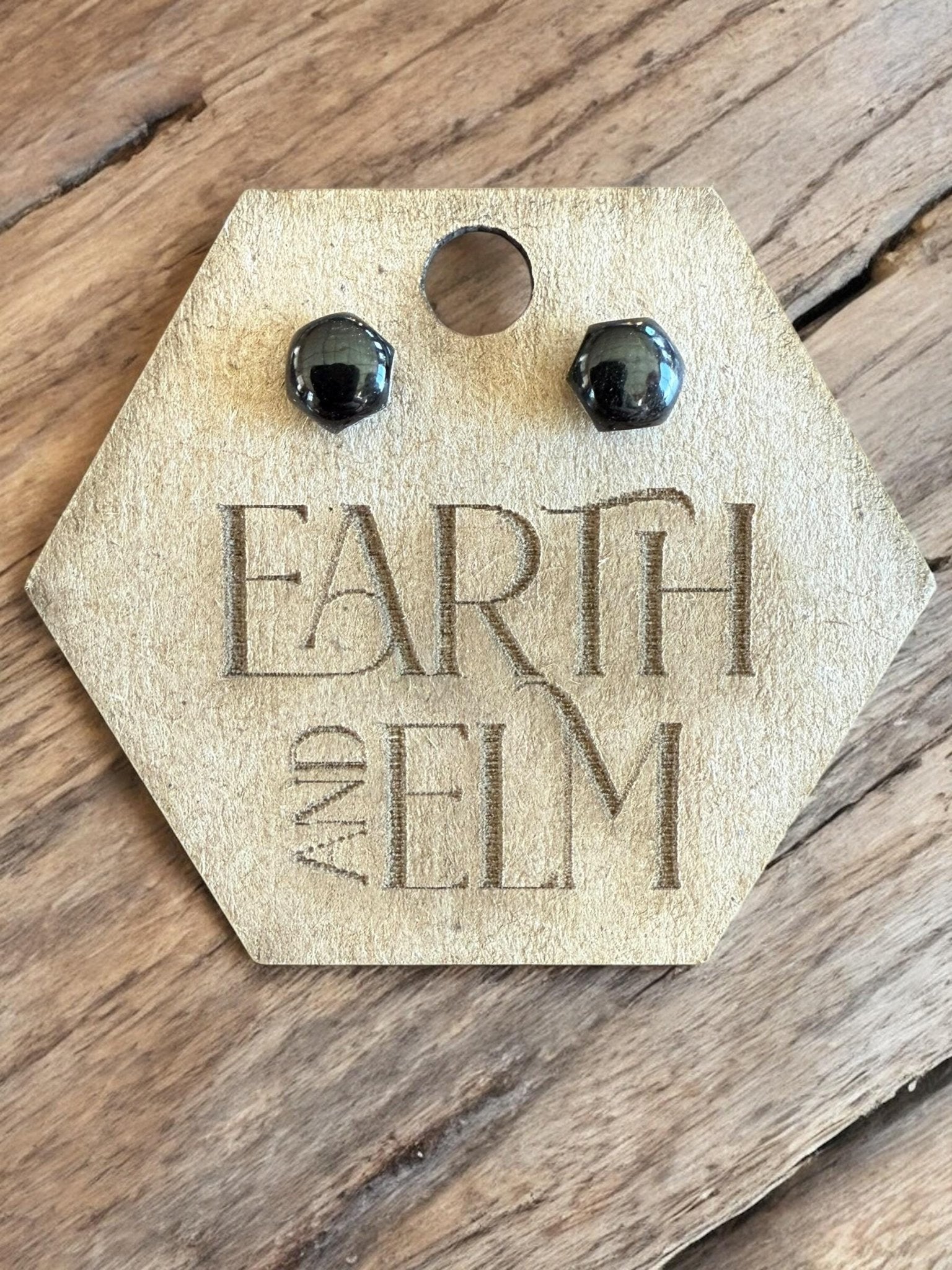 Black Onyx Hexagon Studs - earthandelm
