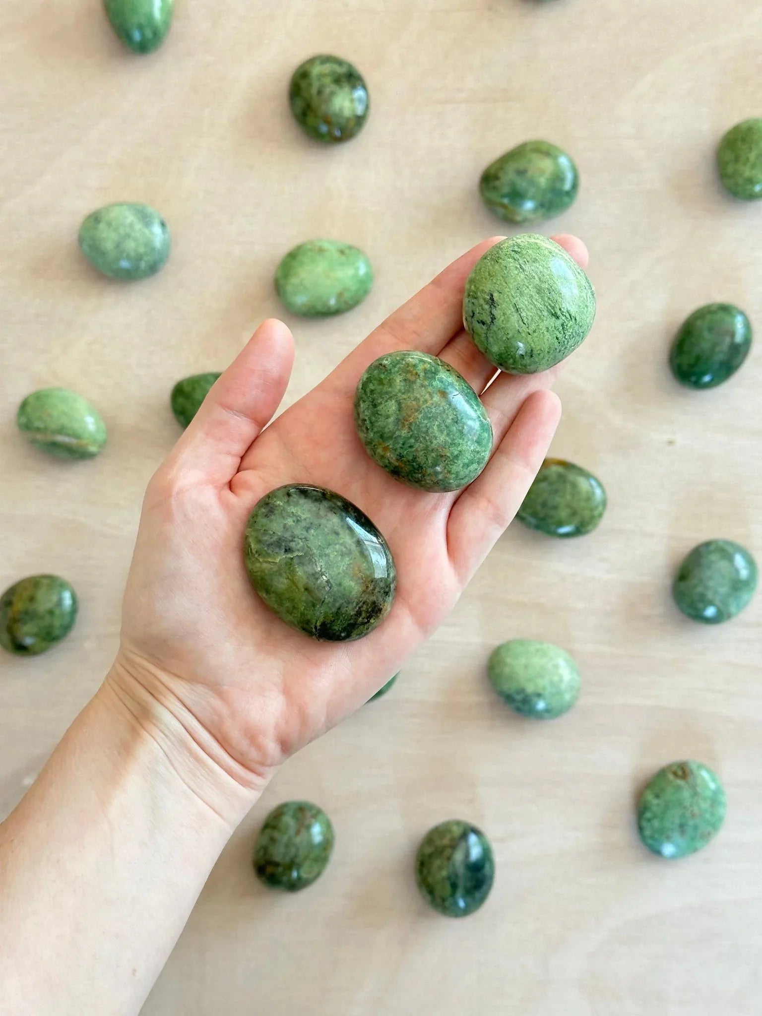 Chakra Palm Stone Set | Rainbow Gemstone - earthandelm