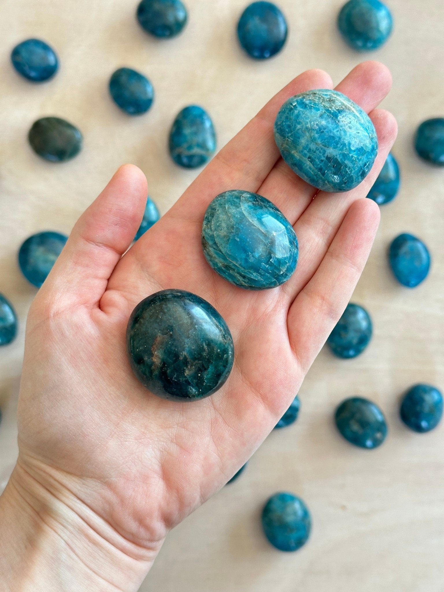 Chakra Palm Stone Set | Rainbow Gemstone - earthandelm