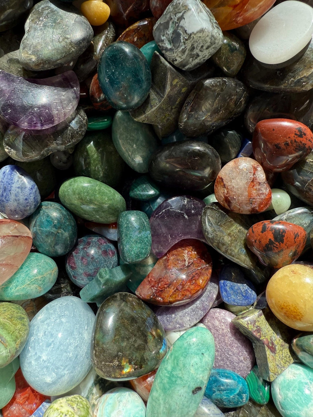 Crystal Confetti | Gemstone Suprise Mix | Mystery Crystal Scoop - earthandelm