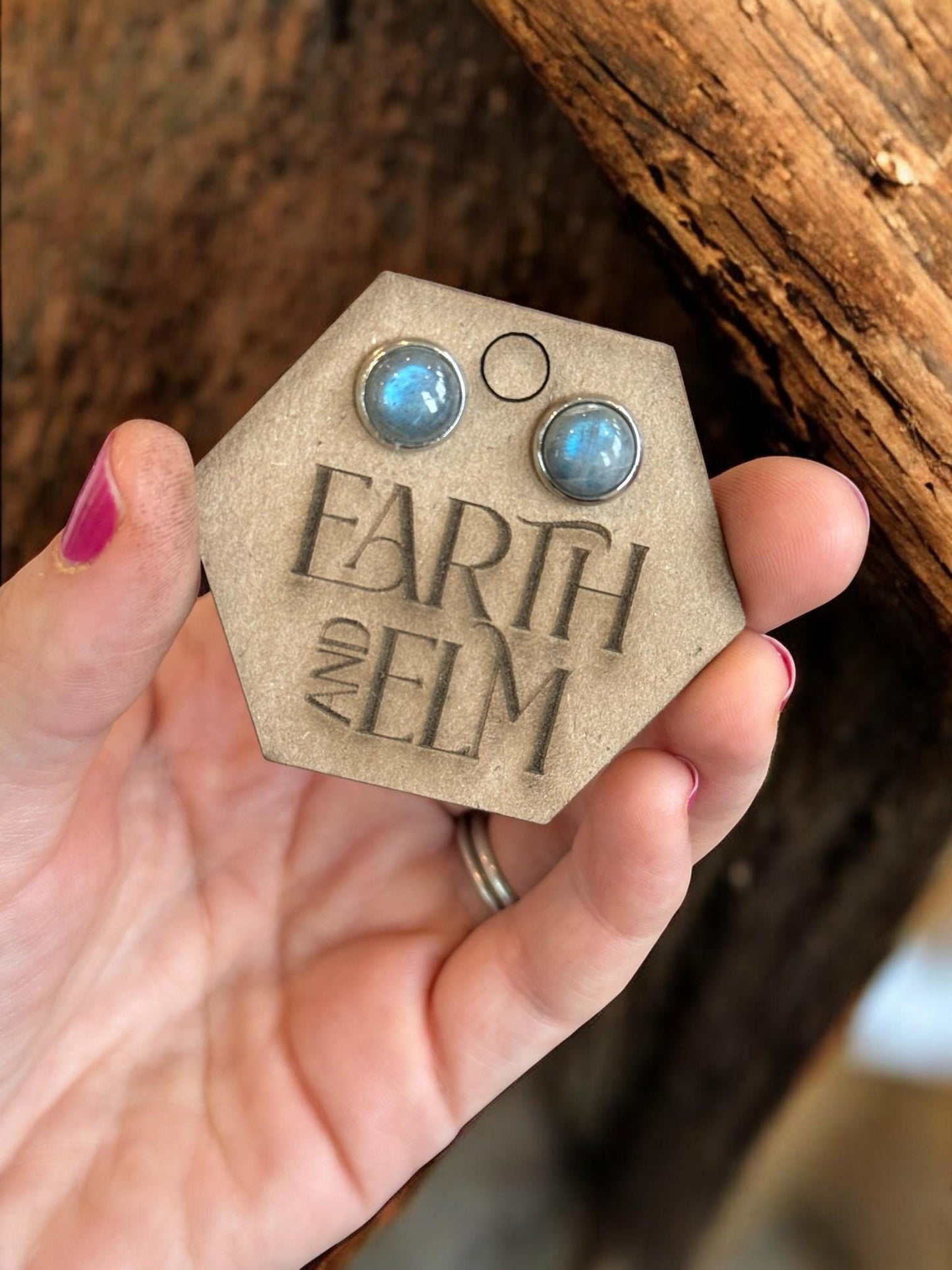 Labradorite in Metal Settings - earthandelm