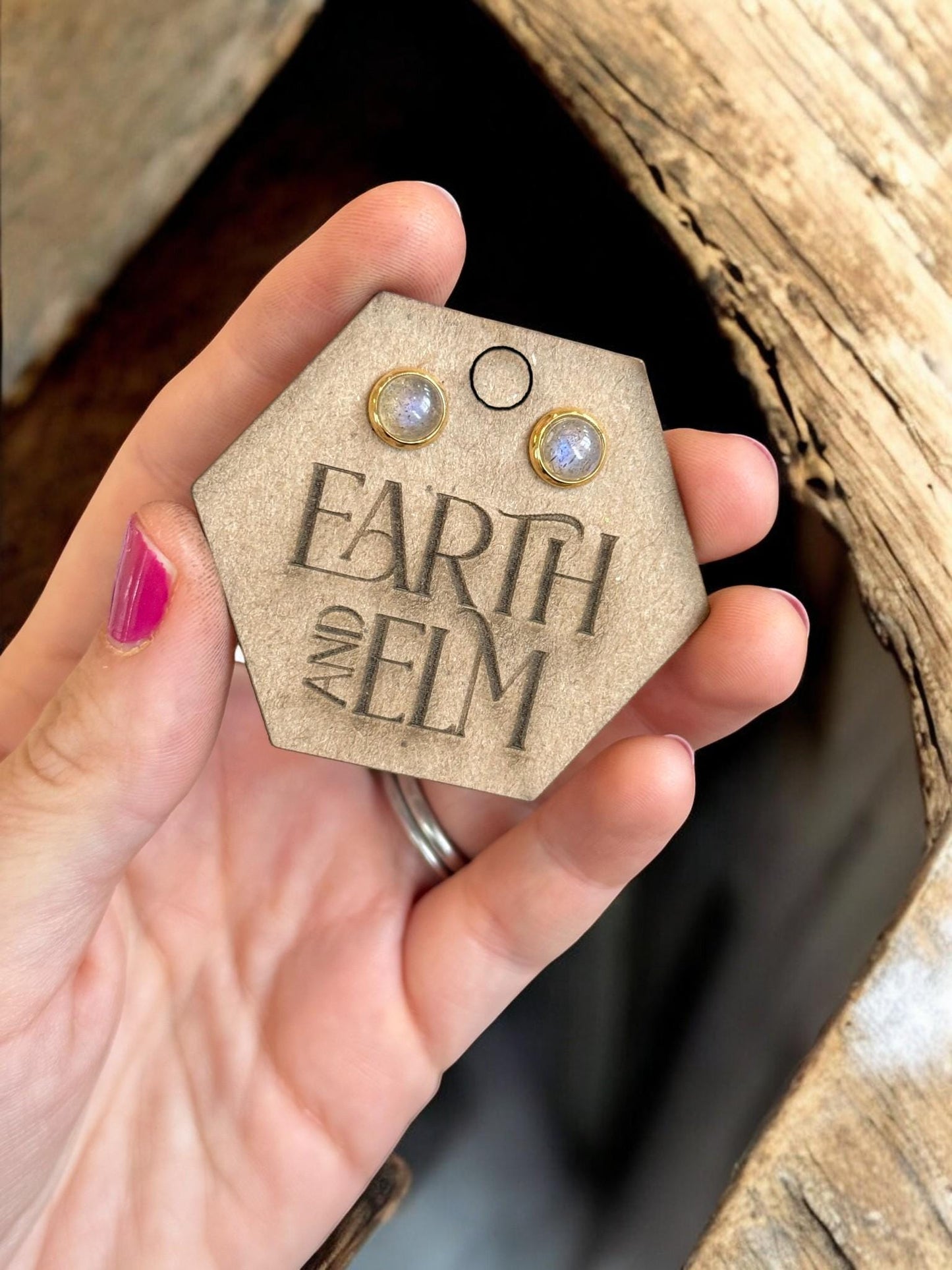 Labradorite in Metal Settings - earthandelm