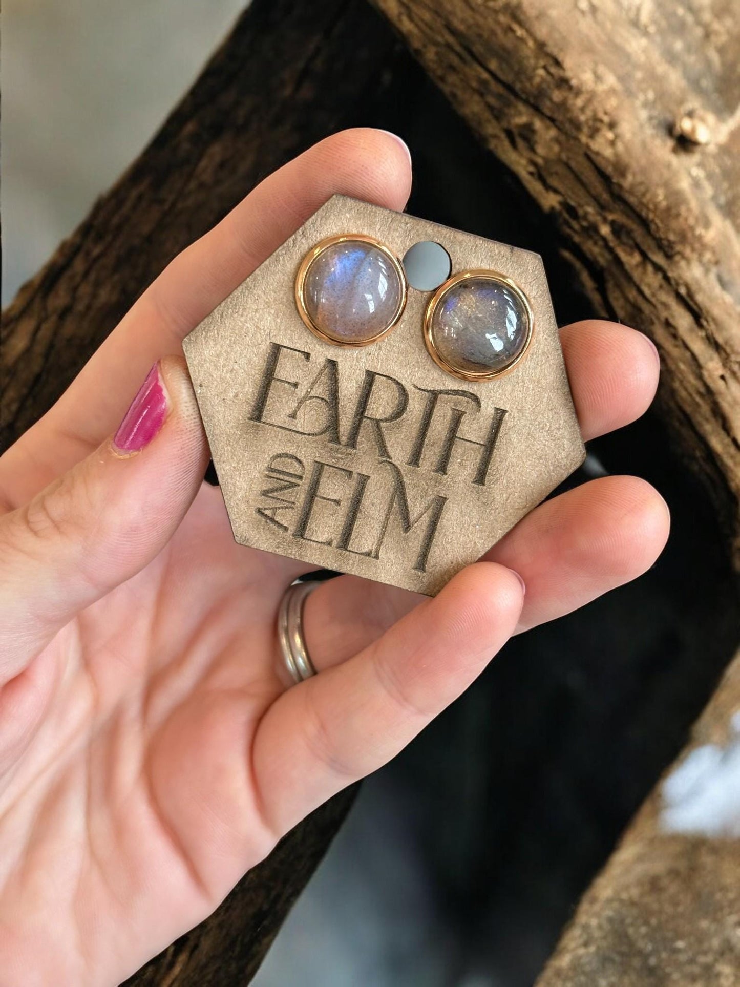 Labradorite in Metal Settings - earthandelm
