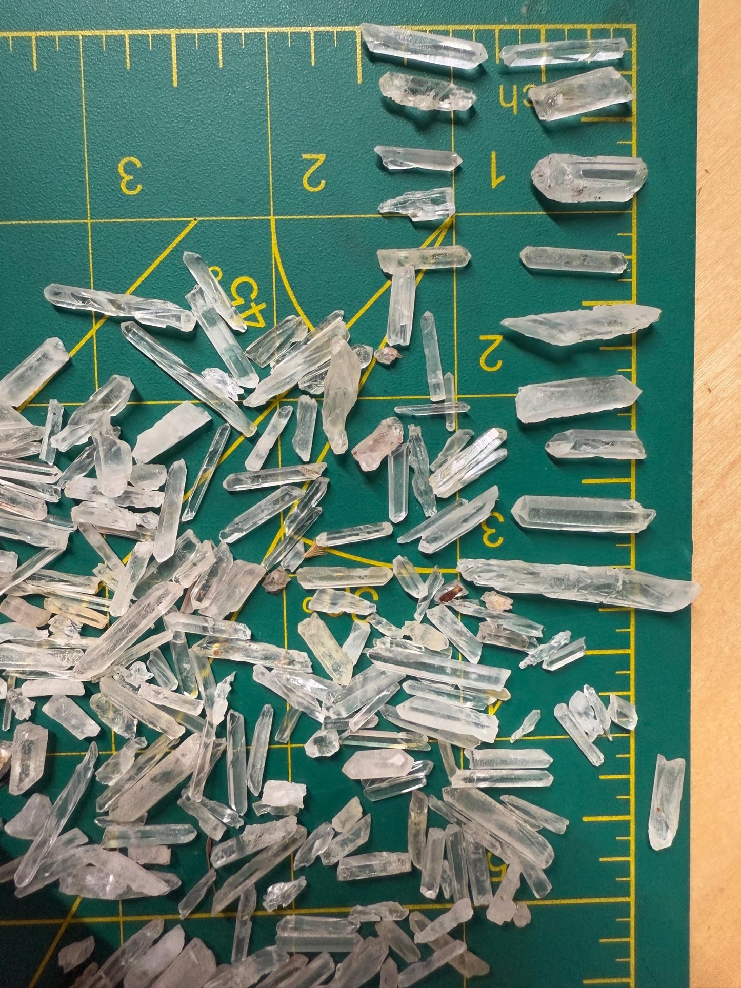 Matchstick Quartz Points | Extra Small Raw Quartz Points | Crystal Grid Gemstones | Jewelry Making Points | A Grade Quartz - earthandelm