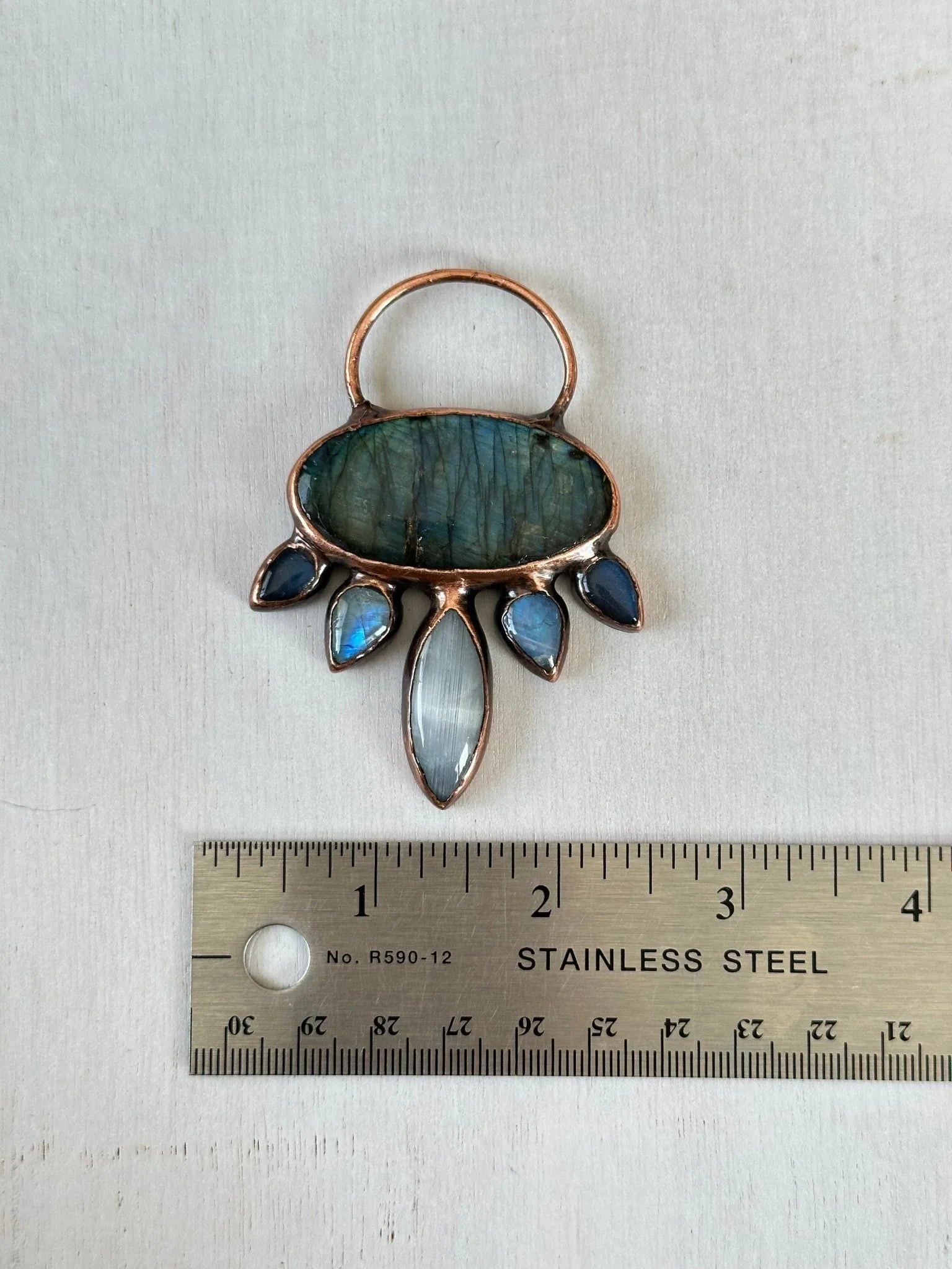 The UFO. Alien Spacecraft Labradorite Pendant - earthandelm